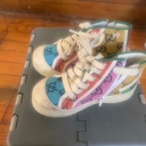 Not willing to clean sole is missing